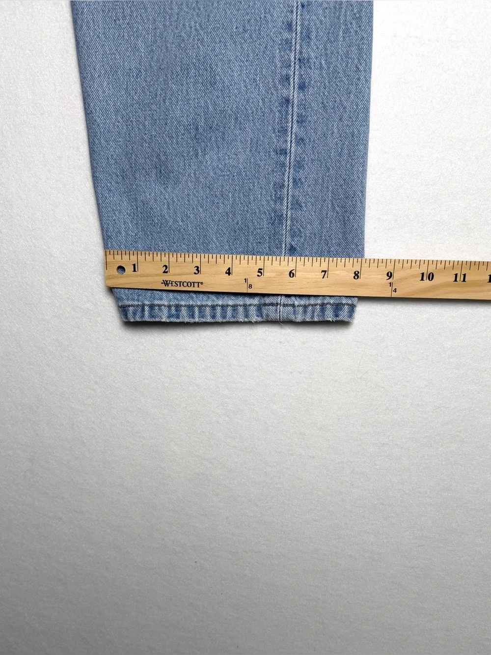 1999 Levi's 501 Straight Button Fly Med Wash Actual Size 34 X 29 READ DESCRIP